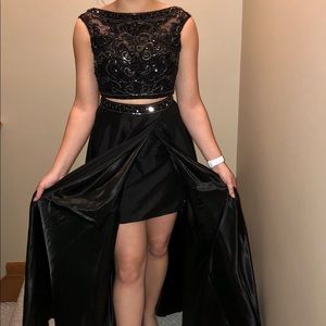 Alyce Paris 2 piece black prom dress w/beaded top